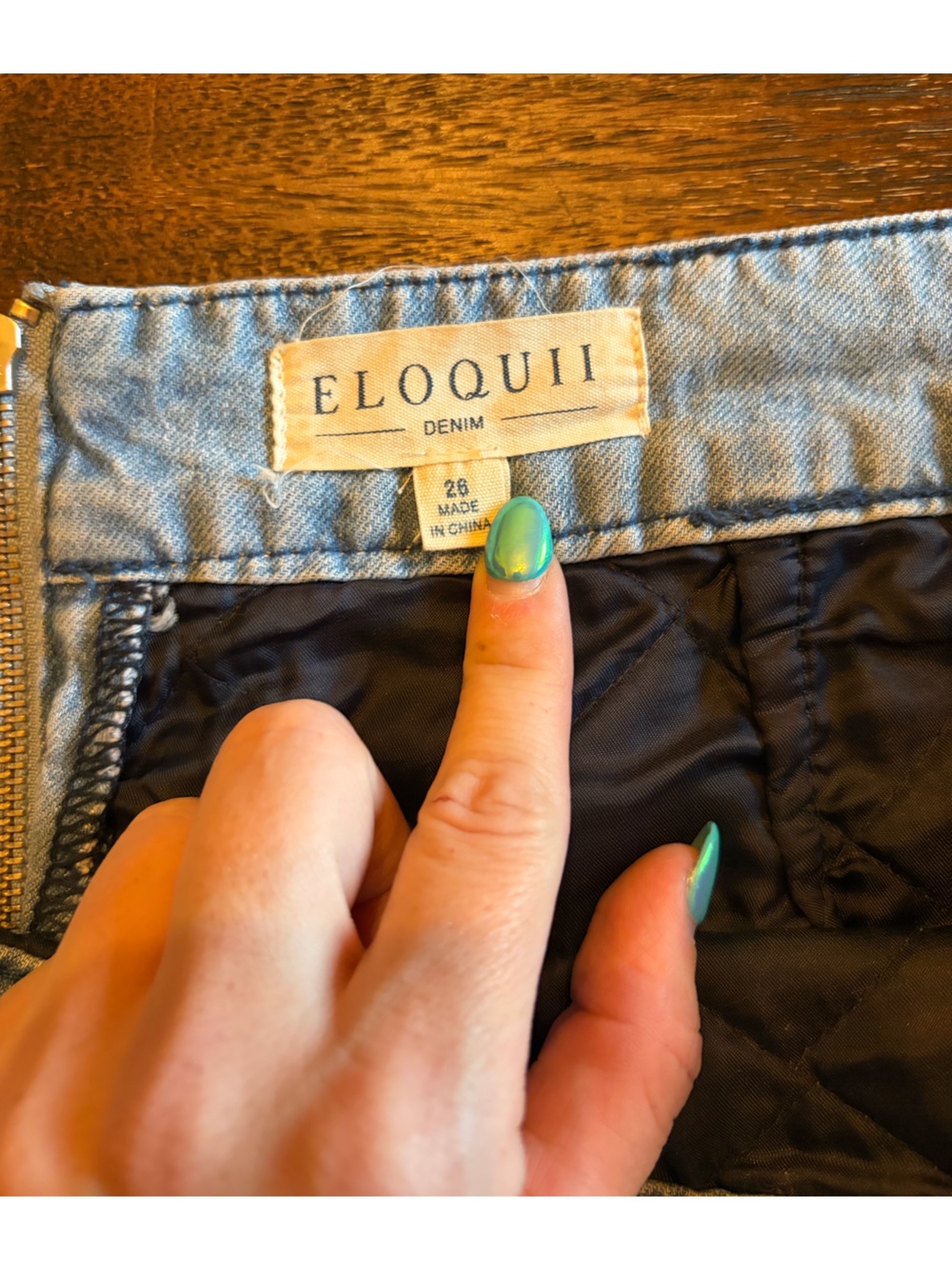 ELOQUII Denim Quilted Mini Skirt Size 26 Light Wash Diamond Stitch Plus Size - Picture 3 of 3